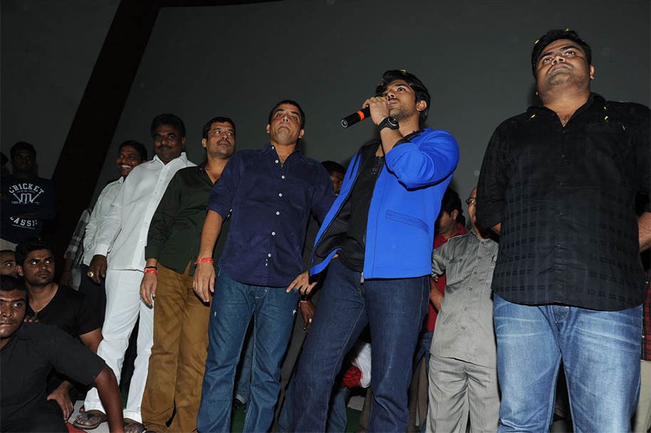 Yevadu-Trailer-Launch-at-Sandhya-70MM